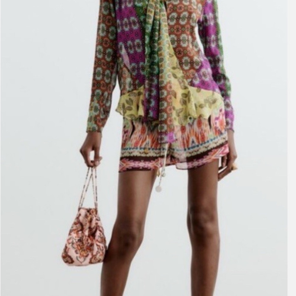 Zara Multicolor Geometric Pattern Top - Picture 2 of 7